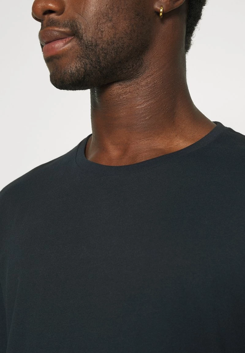 Pier One 2 PACK - Camiseta De Manga Larga - Olive/dark Blue, Hombre 8 Pier One 2 PACK - Camiseta De Manga Larga - Olive/dark Blue, Hombre - Imagen 6